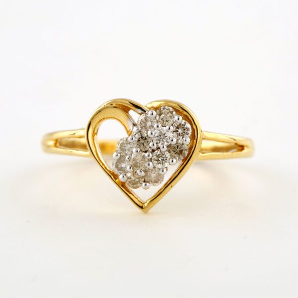Buy Cluster Heart Diamond Bridal Ring Set Online | CaratLane