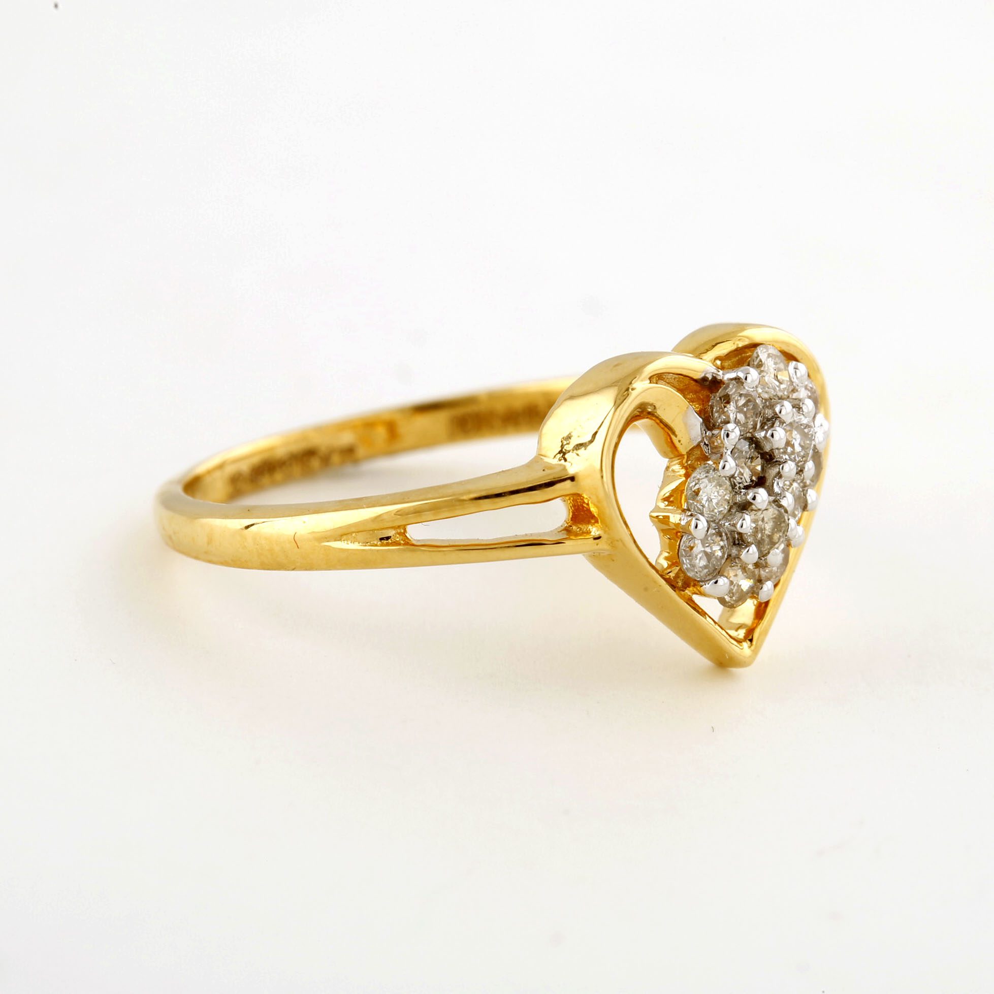 Heart Shaped Diamond Rings That She Will Absolutely Love – Raymond Lee  Jewelers